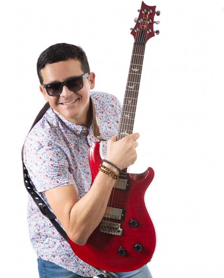 Augusto Nunes, vocalista da banda Gota Elétrica promete um repertório animado para ocasião